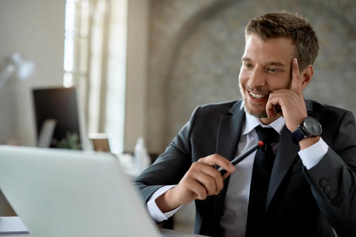 How to Become a High-Earning Online Sales Closer in Today’s Digital Economy